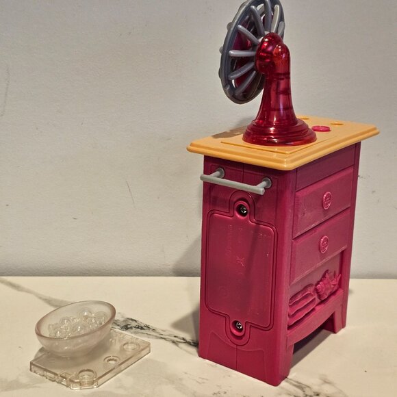 Barbie Dreamhouse Dollhouse Furniture Bundle (FFY84, 2015) - Picture 6 of 10